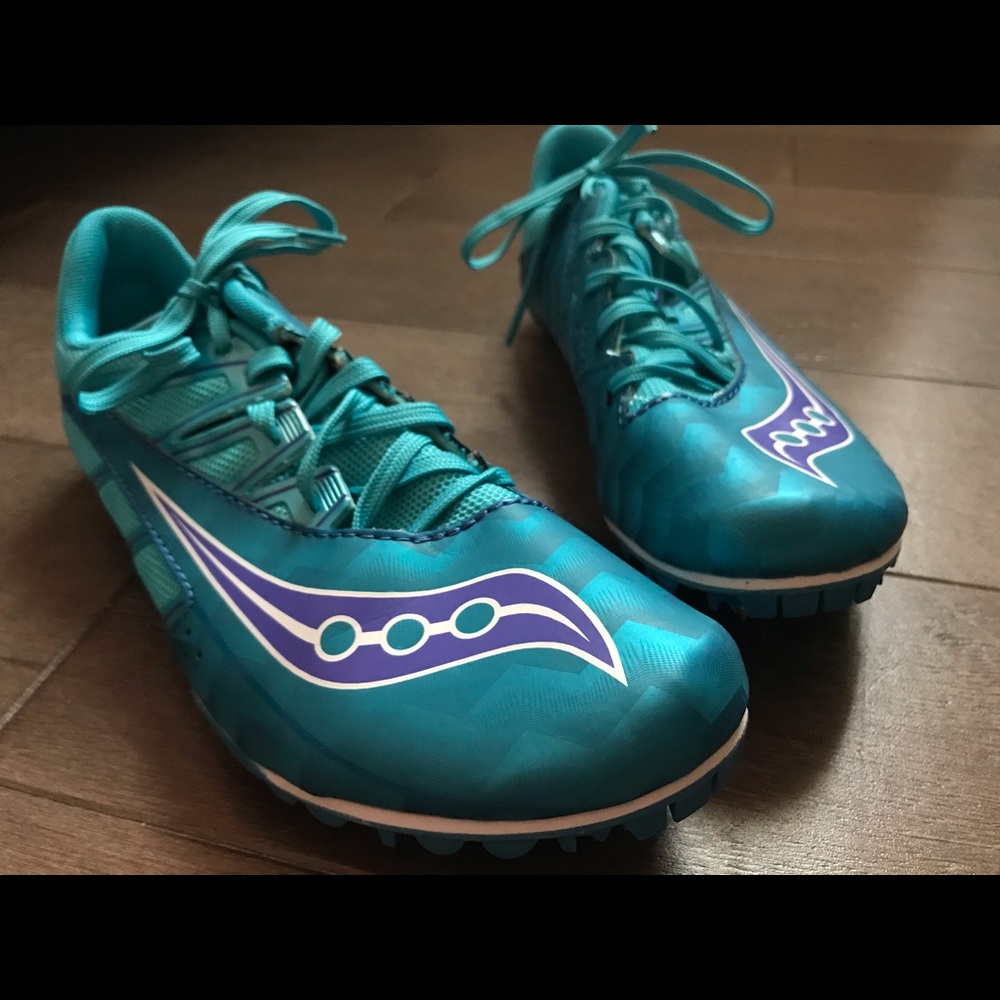 Running Spikes-Saucony Women’s Spitfire 4